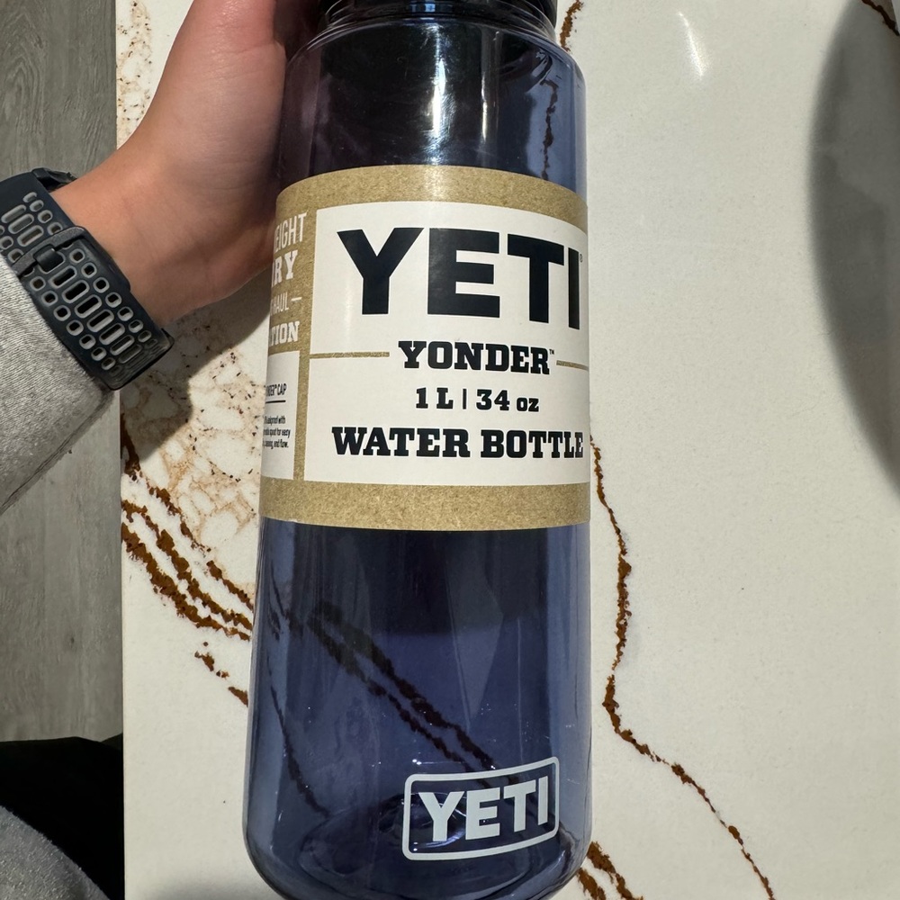 Yeti water bottle never used